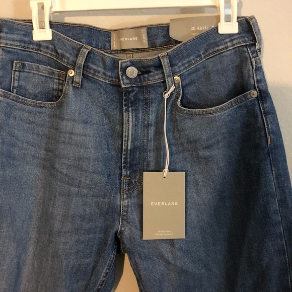Everlane Denim - Mid blue wash ankle length Everlane skinny jeans